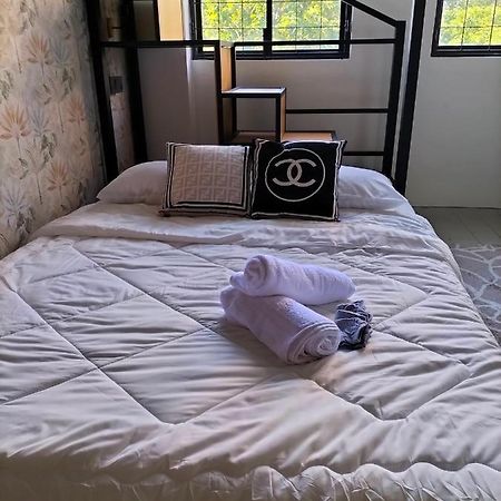 Le Melur Hotel George Town  Kültér fotó